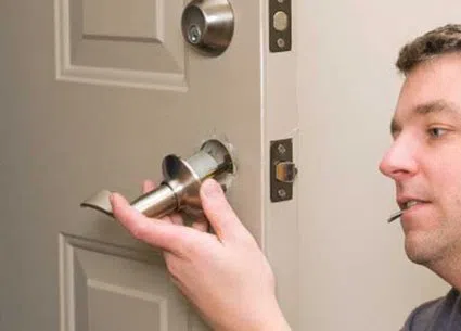 Gold Locksmith Store Dearborn, MI 313-879-0030 - install-new-locks